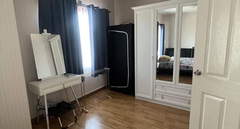 For sale 3 bedrooms townhouse in Bang Phli, Samut Prakan