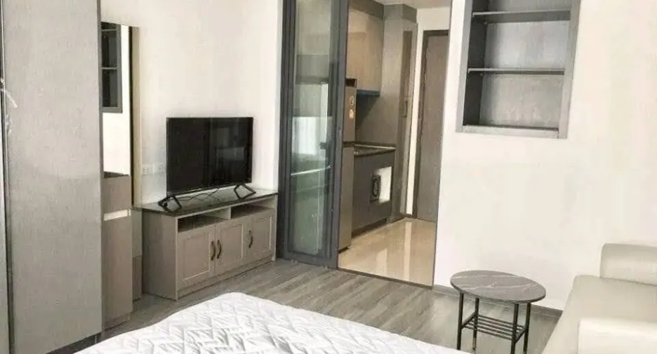 For rent studio condo in Bang Rak, Bangkok