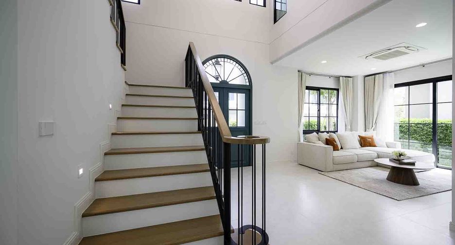 For rent 4 bedrooms house in Saphan Sung, Bangkok