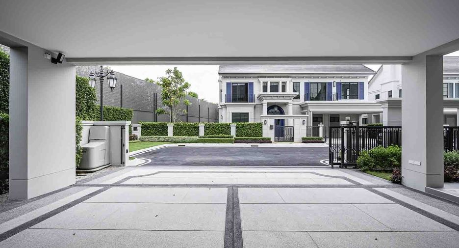 For rent 4 bedrooms house in Saphan Sung, Bangkok