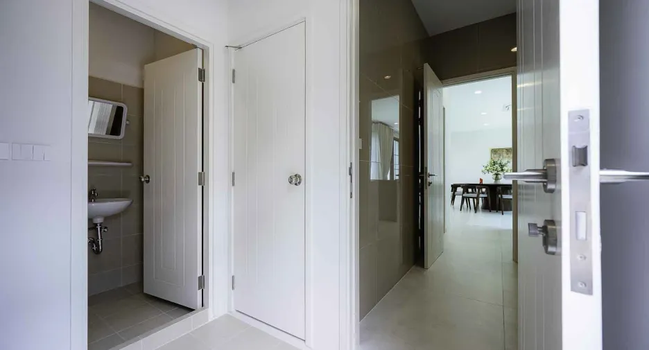 For rent 4 bedrooms house in Saphan Sung, Bangkok