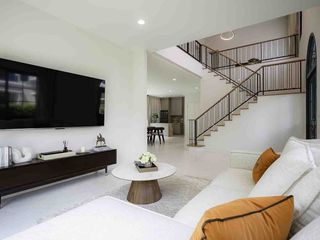 Haus zur Miete mit 4 Zimmer in Saphan Sung, Bangkok