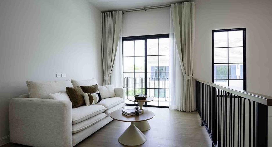 For rent 4 bedrooms house in Saphan Sung, Bangkok