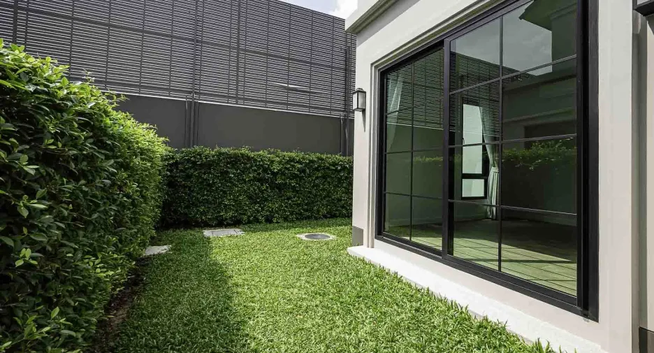 For rent 4 bedrooms house in Saphan Sung, Bangkok