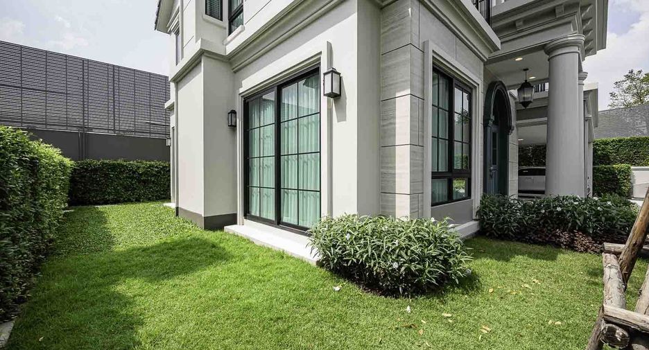 For rent 4 bedrooms house in Saphan Sung, Bangkok