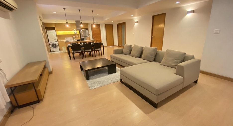 Condo en alquiler de 3 habitaciones en Watthana, Bangkok