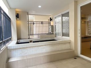 出租 3 卧室 公寓 在 Watthana, 曼谷