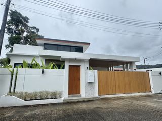 For rent 3 bedrooms house in Mueang Phuket, Phuket