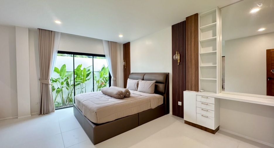 Haus zur Miete mit 3 Zimmer in Mueang Phuket, Phuket