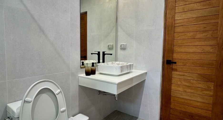 Haus zur Miete mit 3 Zimmer in Mueang Phuket, Phuket