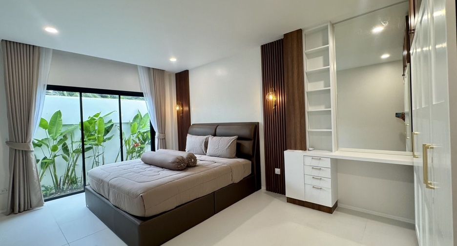 Haus zur Miete mit 3 Zimmer in Mueang Phuket, Phuket