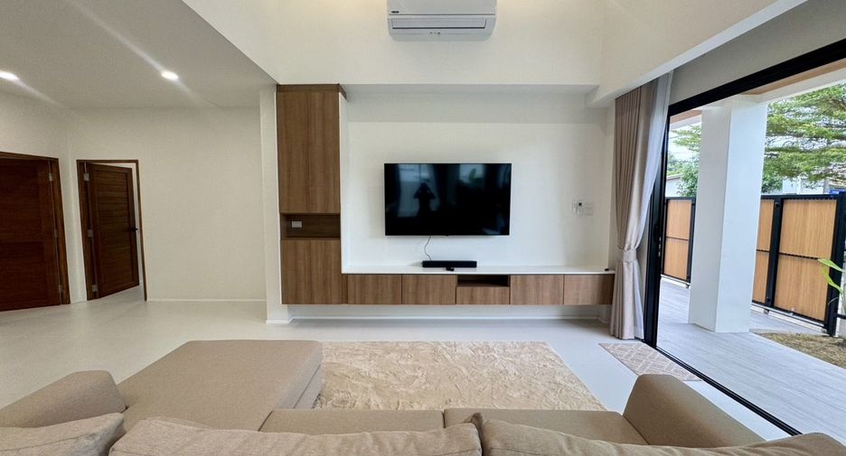 Haus zur Miete mit 3 Zimmer in Mueang Phuket, Phuket