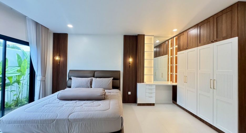 Haus zur Miete mit 3 Zimmer in Mueang Phuket, Phuket