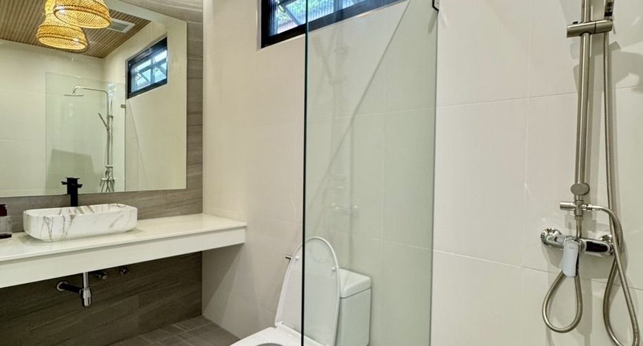 Haus zur Miete mit 3 Zimmer in Mueang Phuket, Phuket