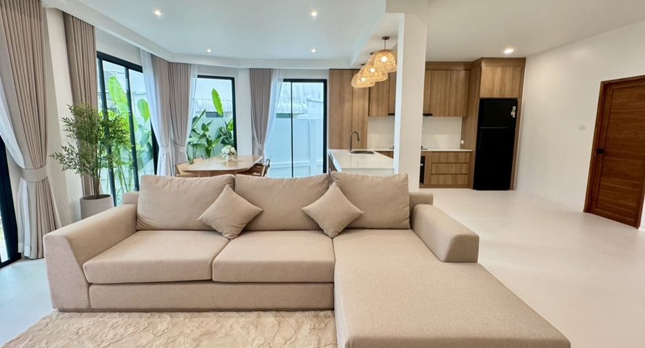 Haus zur Miete mit 3 Zimmer in Mueang Phuket, Phuket