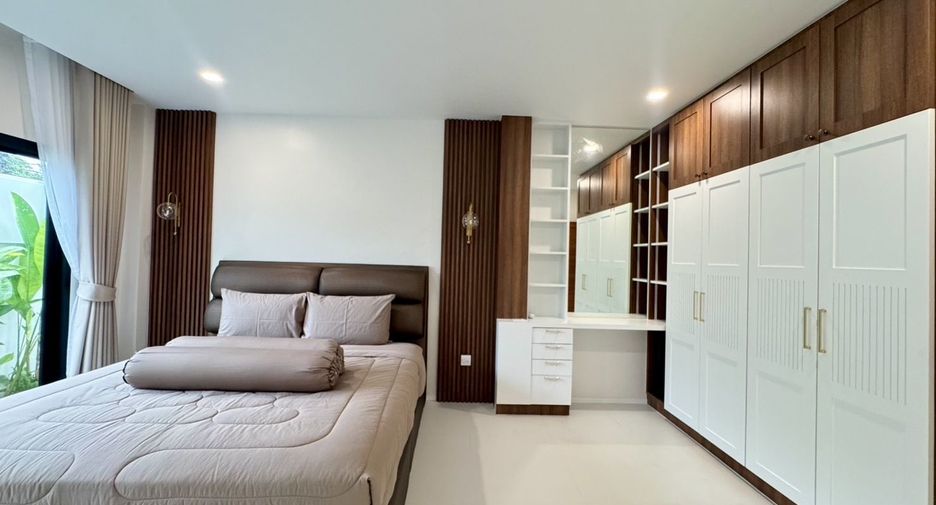 Haus zur Miete mit 3 Zimmer in Mueang Phuket, Phuket