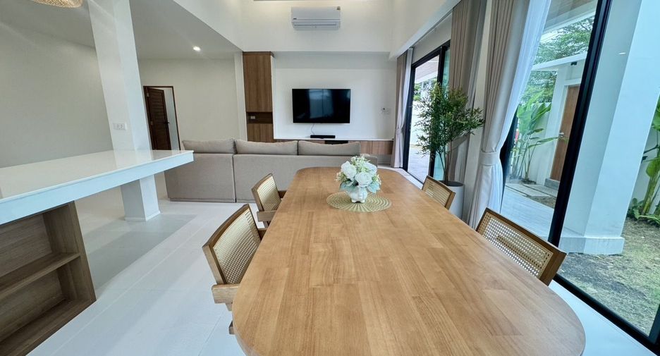 Haus zur Miete mit 3 Zimmer in Mueang Phuket, Phuket