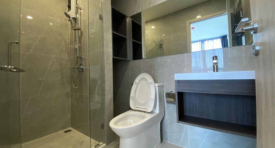 For rent 1 bed condo in Huai Khwang, Bangkok