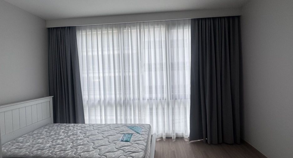 For rent 4 bedrooms apartment in Sathon, Bangkok