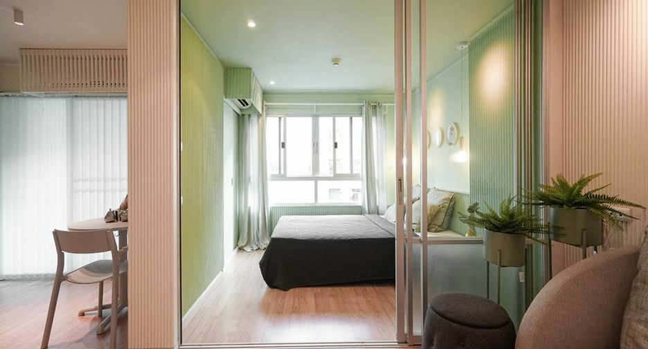 For sale 1 bed condo in Mueang Samut Prakan, Samut Prakan