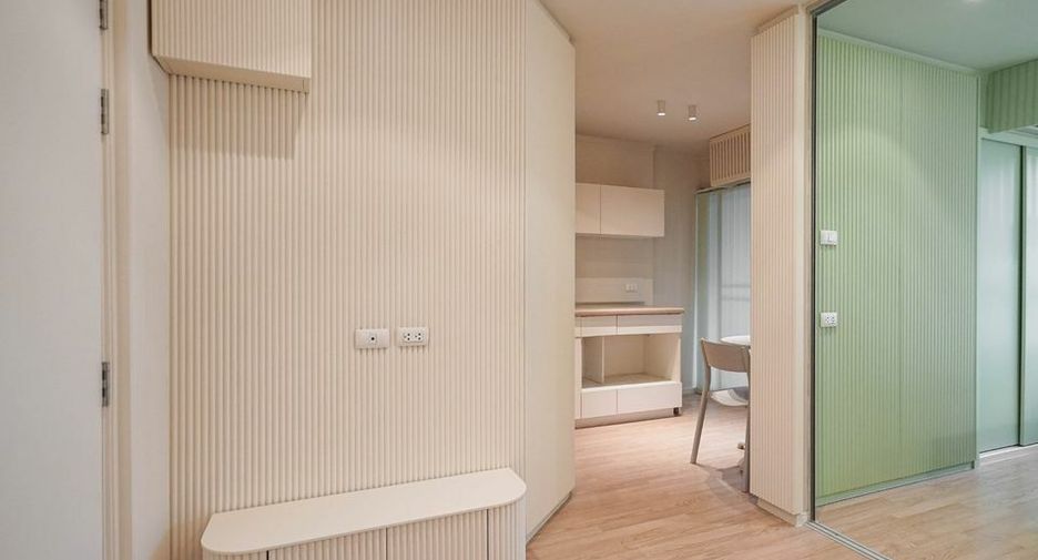 For sale 1 bed condo in Mueang Samut Prakan, Samut Prakan