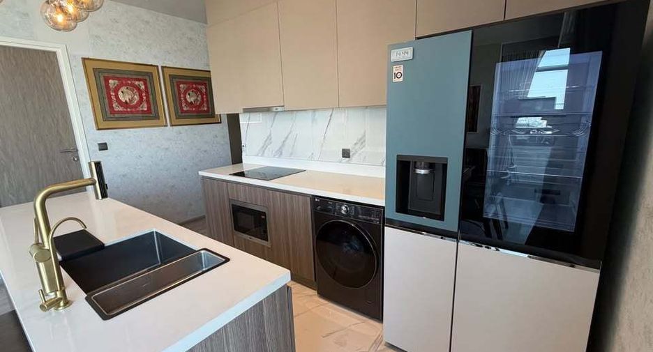For rent 2 bedrooms condo in Watthana, Bangkok