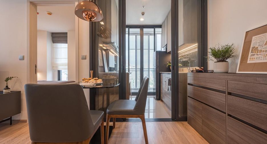 For rent 2 ベッドルーム condo in Phaya Thai, Bangkok