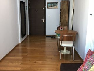 For rent 1 bed condo in Phaya Thai, Bangkok