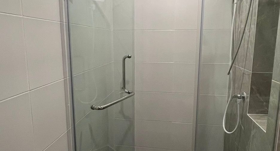 For rent 1 bed condo in Bang Kapi, Bangkok
