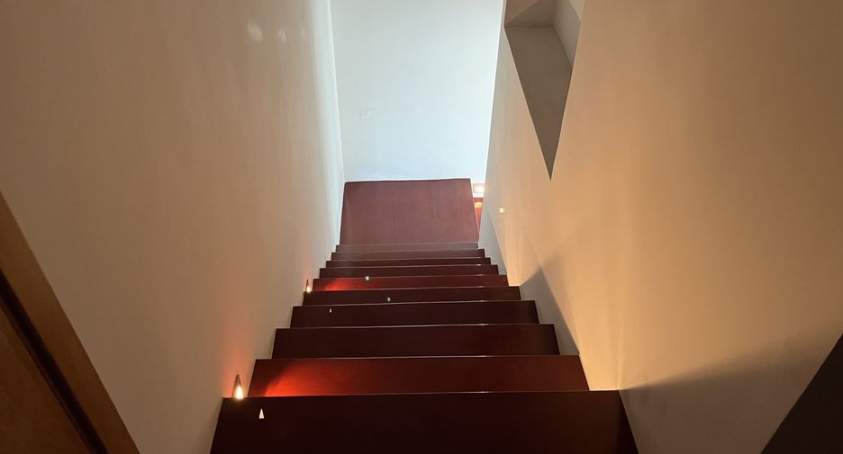 For sale 2 bedrooms condo in Khlong San, Bangkok