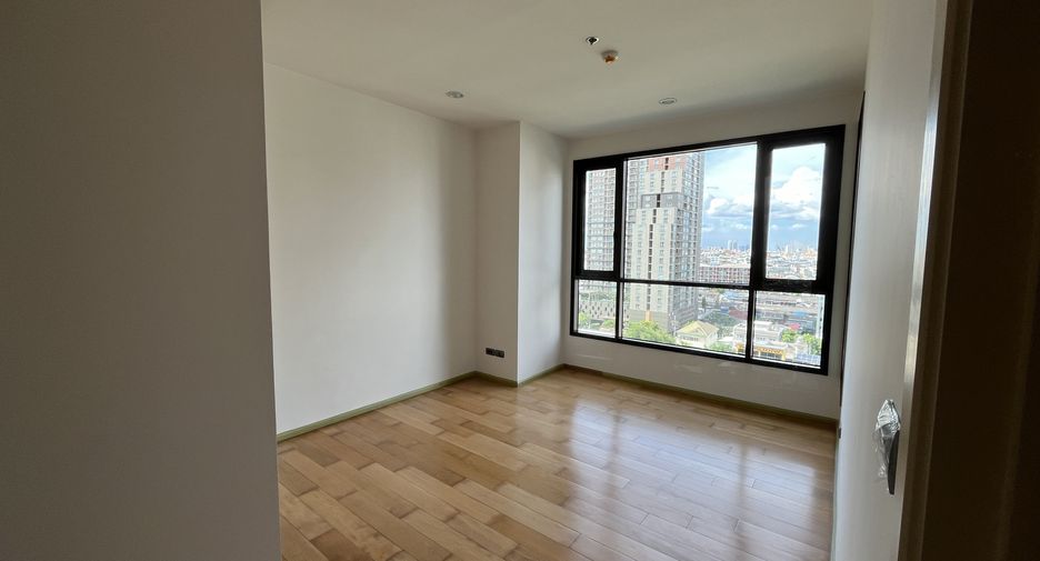 For sale 2 bedrooms condo in Khlong San, Bangkok