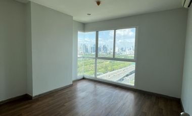 For sale 2 bedrooms condo in Ratchathewi, Bangkok