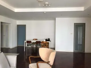 Wohnung zur Miete mit 3 Zimmer in Watthana, Bangkok