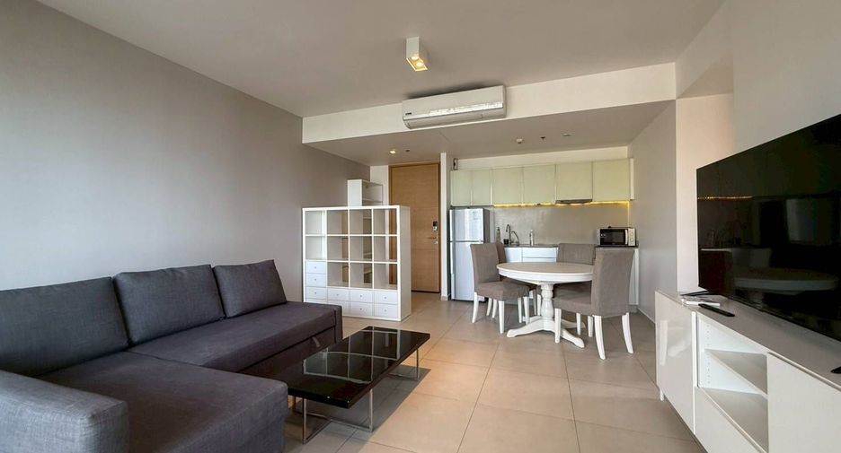 For rent 2 bedrooms condo in Khlong Toei, Bangkok