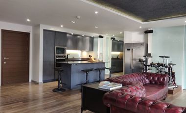 For sale 2 ベッドルーム condo in Pathum Wan, Bangkok
