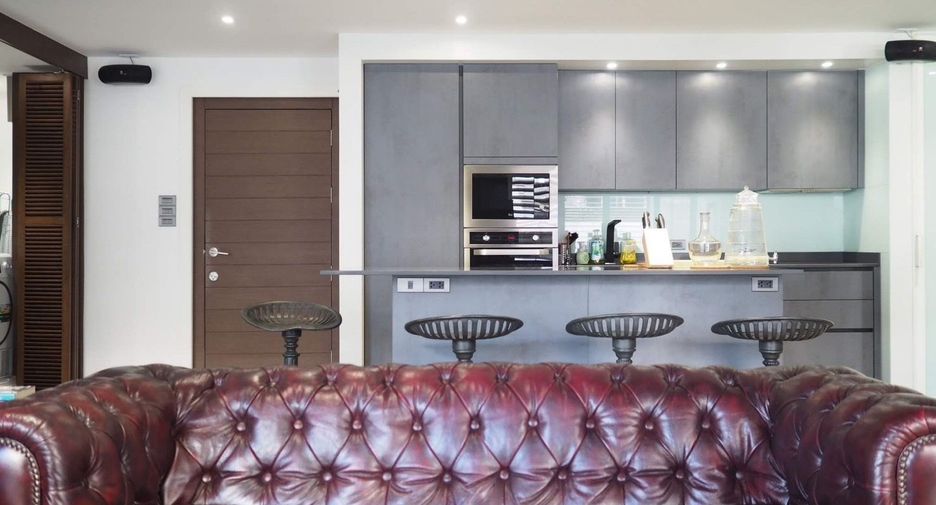 For sale 2 bedrooms condo in Pathum Wan, Bangkok