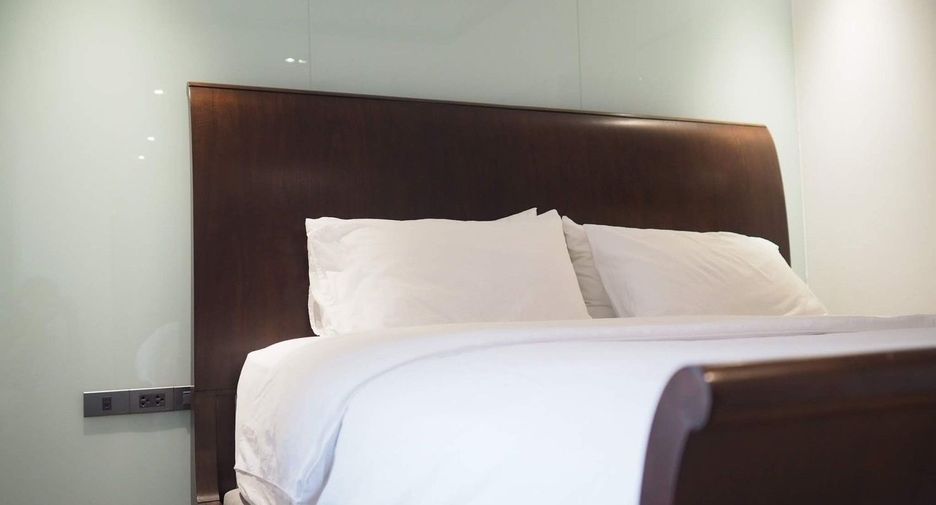 For sale 2 bedrooms condo in Pathum Wan, Bangkok
