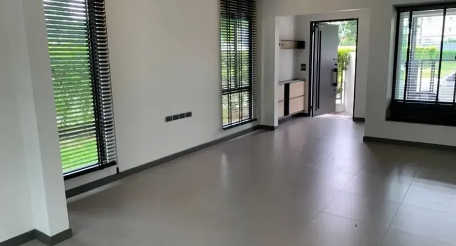 Casa en venta de 3 habitaciones en Bang Phli, Samut Prakan