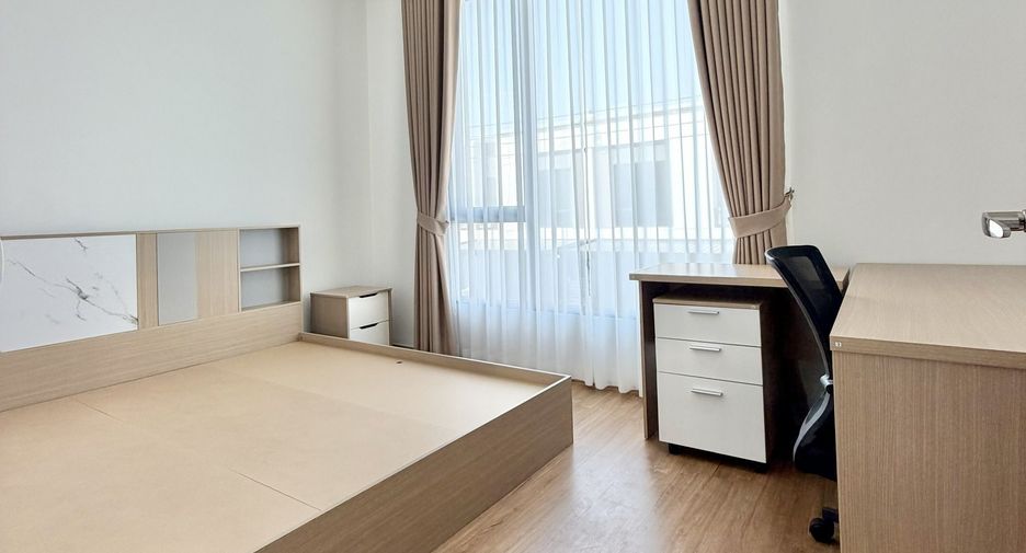 For rent 3 bedrooms townhouse in Bang Phli, Samut Prakan