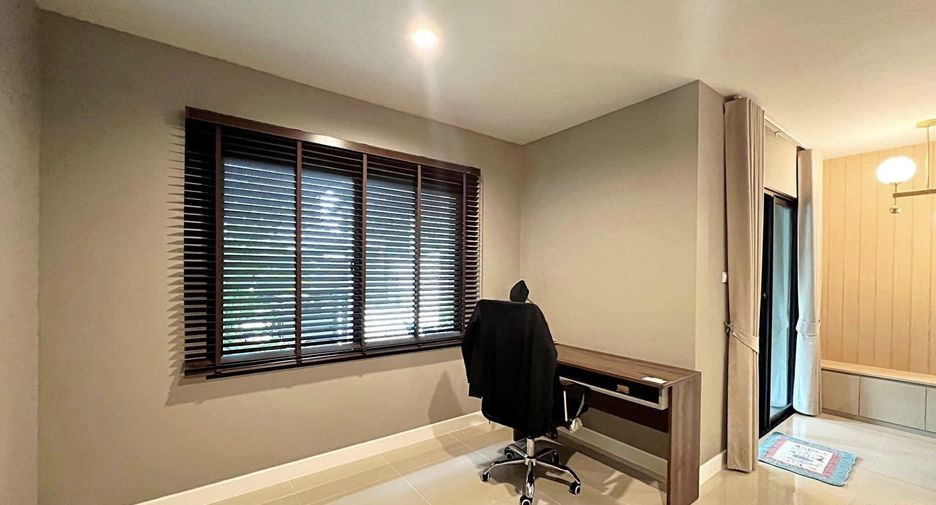 For sale and for rent 4 bedrooms house in Bang Phli, Samut Prakan