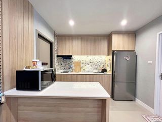 For sale and for rent 4 bedrooms house in Bang Phli, Samut Prakan