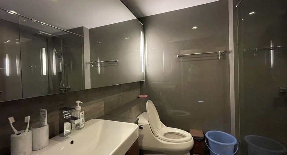 Condo en alquiler de 2 habitaciones en Sathon, Bangkok