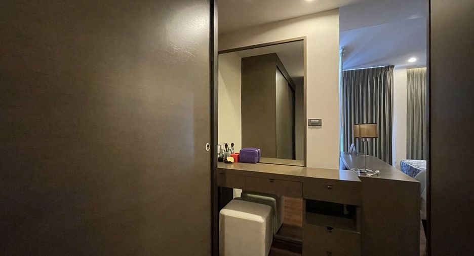 Condo en alquiler de 2 habitaciones en Sathon, Bangkok