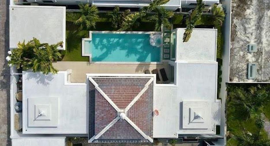 For rent 3 ベッドルーム villa in Mueang Phuket, Phuket
