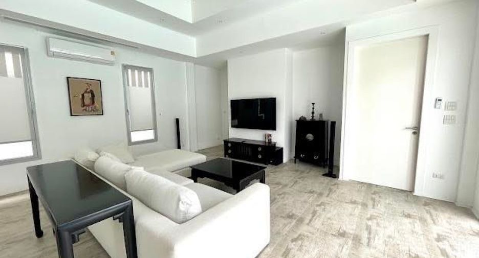 For rent 3 ベッドルーム villa in Mueang Phuket, Phuket
