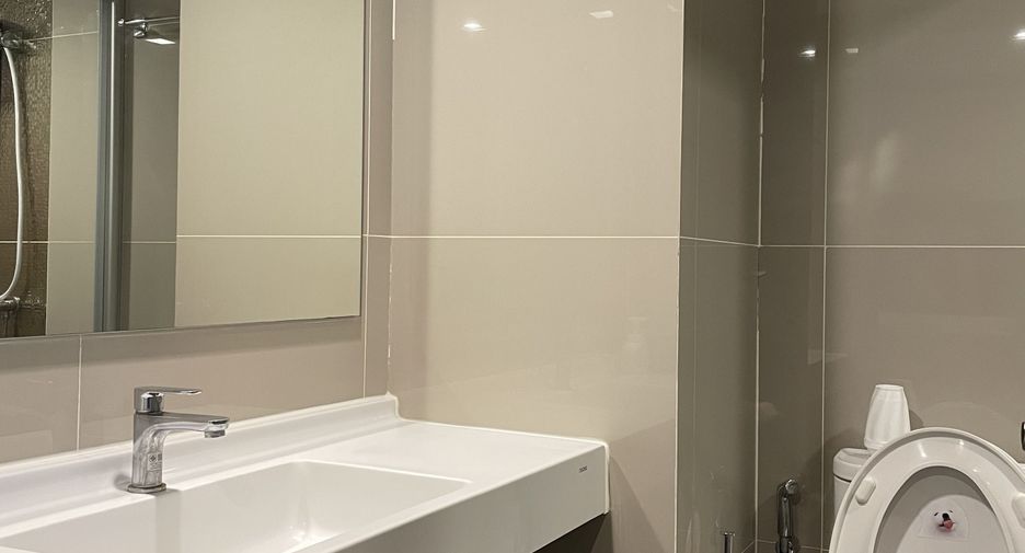 Condo en alquiler de 1 habitaciones en Huai Khwang, Bangkok