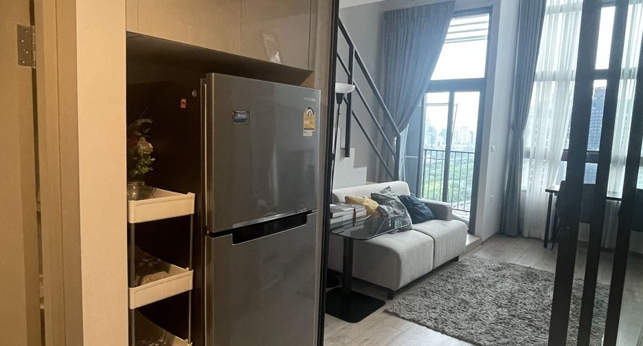 Condo en alquiler de 1 habitaciones en Huai Khwang, Bangkok