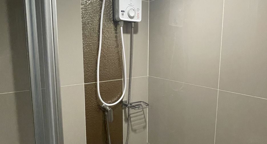 Condo en alquiler de 1 habitaciones en Huai Khwang, Bangkok