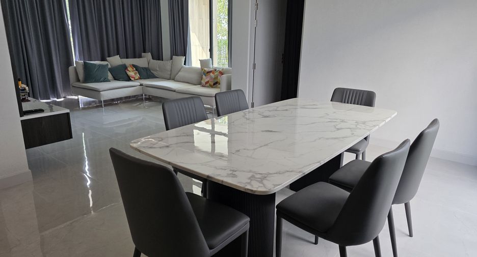 For rent 4 bedrooms house in Bang Phli, Samut Prakan