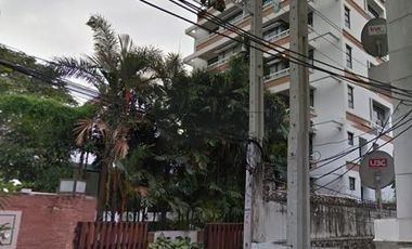 For rent 3 bedrooms apartment in Khlong Toei, Bangkok